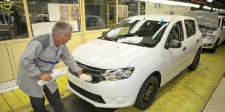 Renault vrea să reducă producţia unei fabrici cu circa 25%